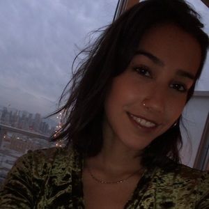 Meet your Posher, Maya